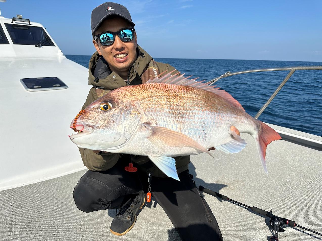 RED BACKシリーズで楽しむ玄界灘のディープタイラバ | ANGLERS TIME