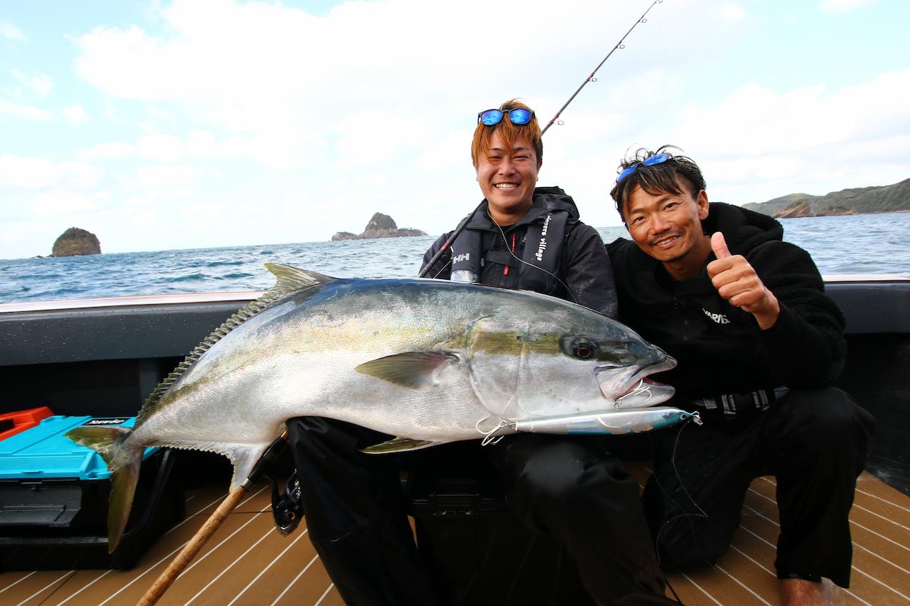Hiramasa Casting in Genkai Sea ~Past, Present, and Future~! Who will get the trophy fish?